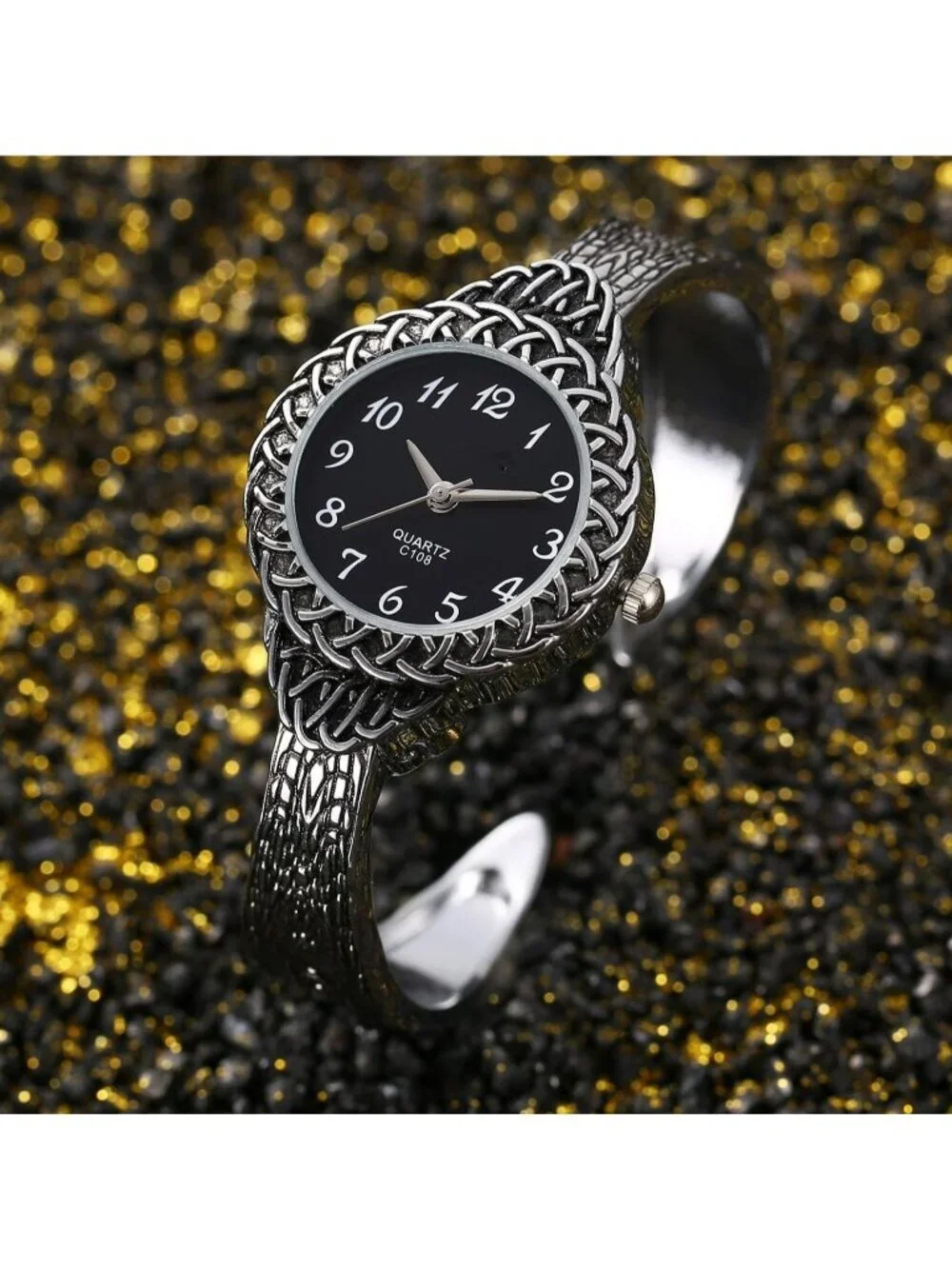 Women's Gold White Analog Quartz Fashion Easy Read Vintage Bracelet Luxury Watch